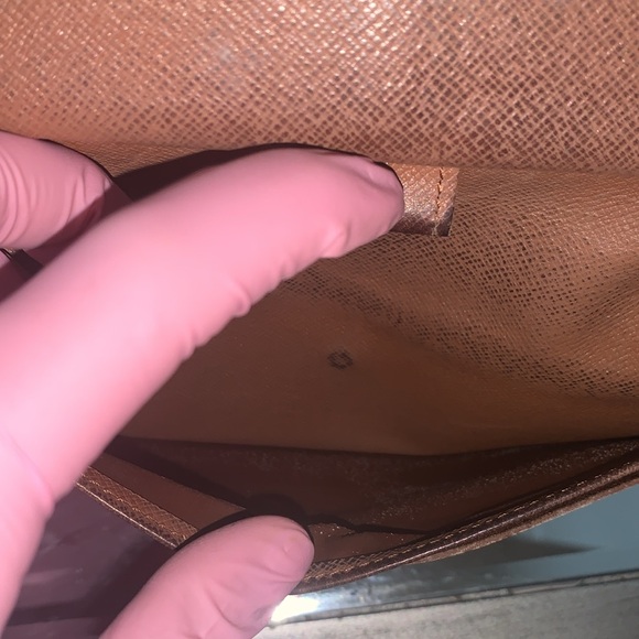 LOUIS VUITTON MONOGRAM CANVAS PORTE TRESOR INTERNATIONAL WALLET - Picture 7 of 13